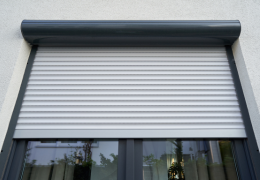 Volets roulants sur mesure : Guide complet pour un choix optimal